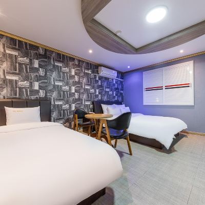 Twin Room (Netflix Available in All Room, Replacement of Luxury Bedding in All Room) Pohang Jukdodong Daon 쿠폰