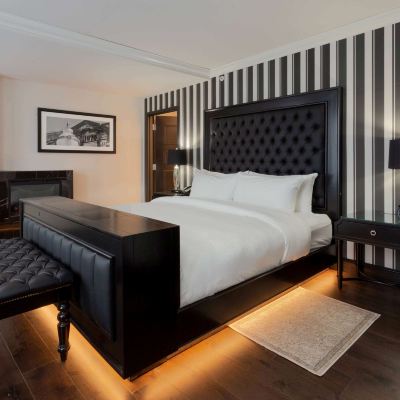 Dillinger King Suite-Non-Smoking Hotel Retlaw, Trademark Collection by Wyndham Promo Code