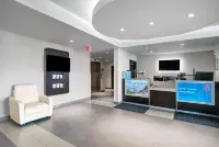 Motel 6 Airdrie, AB