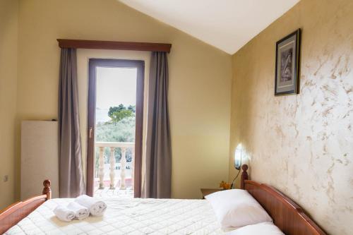 双人间（2位成人+1位小童）