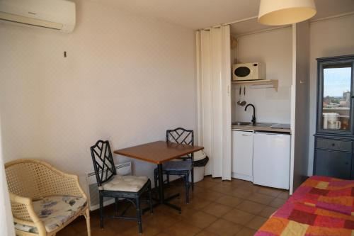 一室房（带阳台）