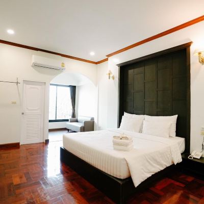Deluxe Double Room with Balcony Siam River Resort Promo Code