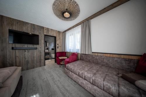 带阳台的三人房