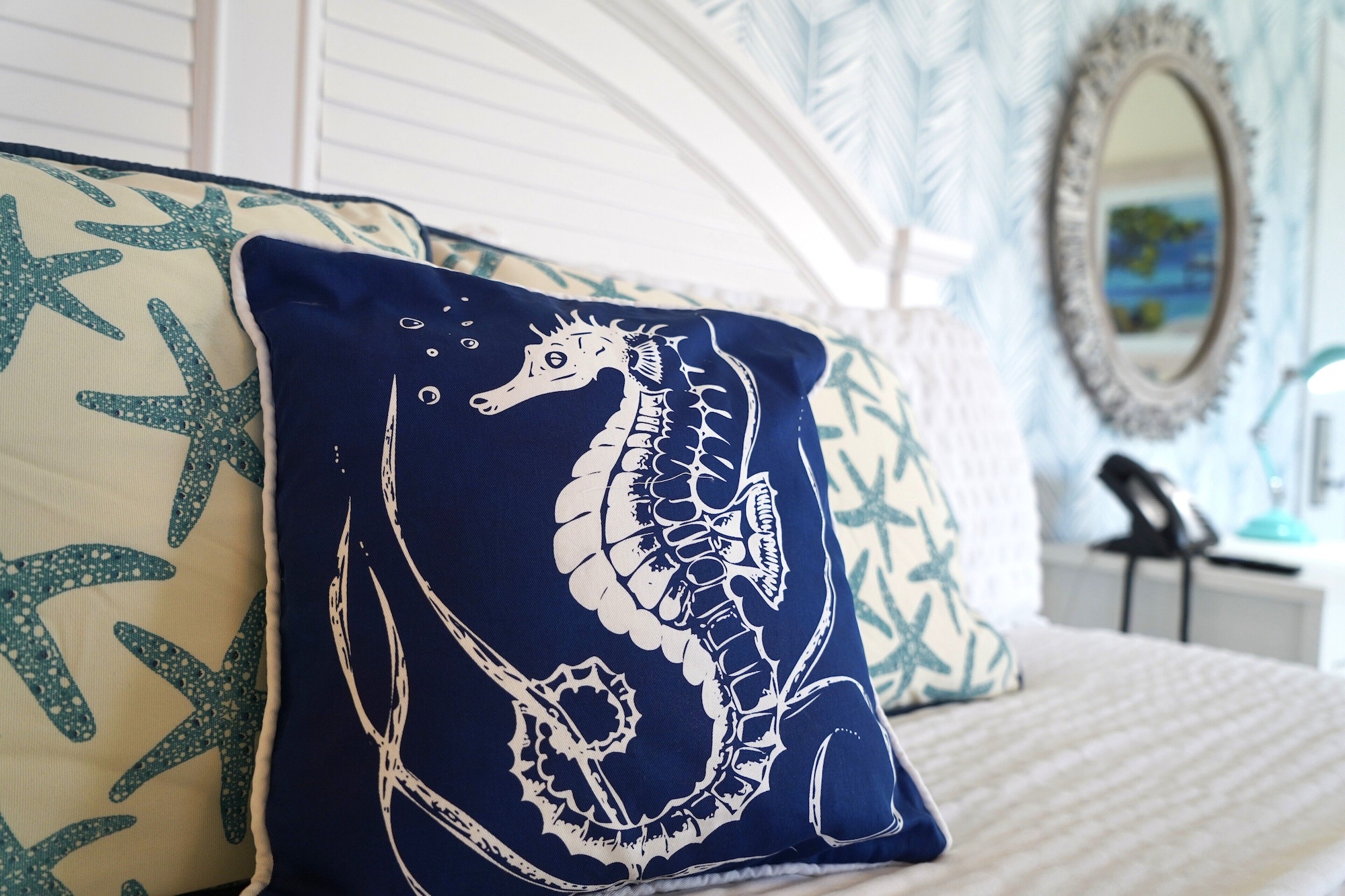 单间，1张特大床，带小厨房（单间套房，1张特大床，带小厨房）