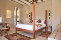 Surana Buffalo Springs Hotele w: 