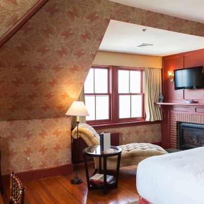 Double Room with Bridge View Castle Hill Inn Promo Code