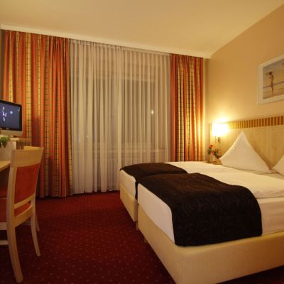 Double Bed Room Hotel Kaiserhof Wesel Promo Code