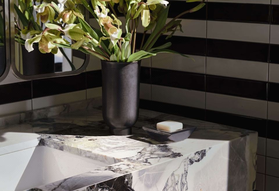 Park Lane New YorkOne-Bedroom Suite With City View