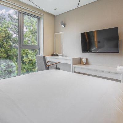 Basic Room, 1 Bedroom (201 (Withpet) ) 제주 마루호텔앤카페 쿠폰