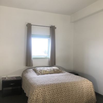 Classic Queen Room Iceberg Inn Promo Code