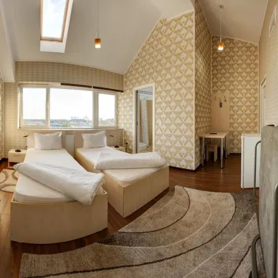 Hotel la Gil Hotels near Zoo Baneasa