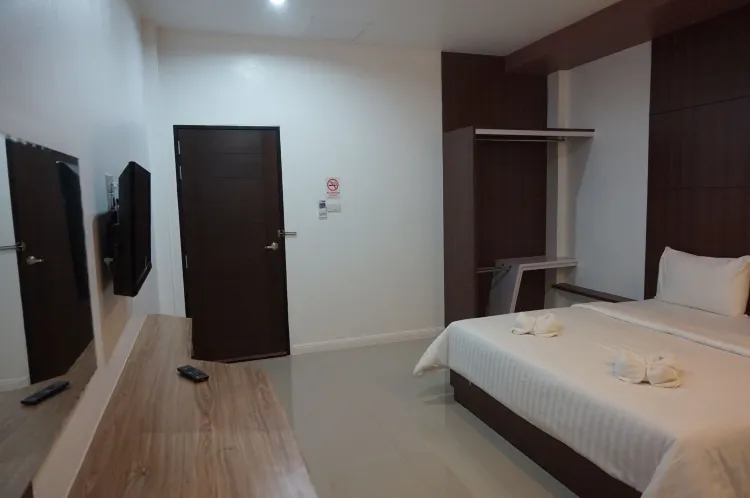 ห้องสแตนดาร์ด เตียงใหญ่ 1 เตียง