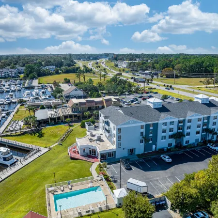 Holiday Inn Express & Suites N. MYRTLE BEACH-LITTLE RIVER by IHG