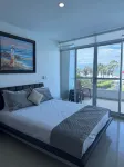 The ocean view condo Diamond Beach  2 bedroom with air and WiFi. 2 floor Hotele w: 