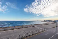 Atlantic Breeze Suites