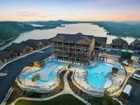 A Birds Eye Bridge View - 5 Bdr w/ Private Hot Tub
