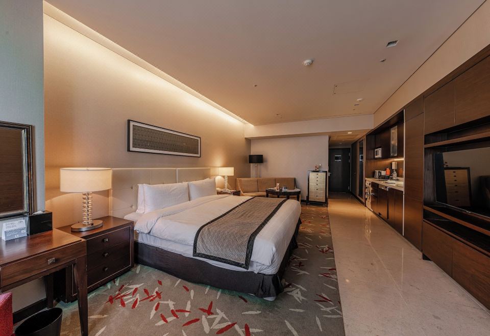 高級特大床一室房