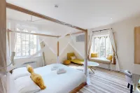High Tor Hotel