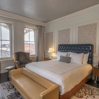 Premier Broadway Suite The Adelphi Hotel Promo Code