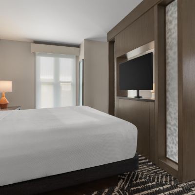 High Floor Studio King with Kitchen and Sofabed Hyatt House Charleston - Historic District Promo Code