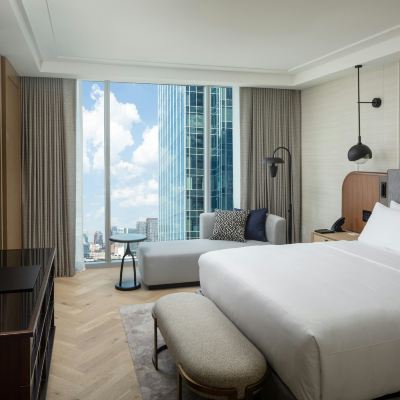 One-Bedroom Corner King Suite Conrad Nashville Promo Code