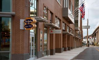 Buffalo Marriott at Lecom Harborcenter