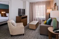 Staybridge Suites INDIANAPOLIS DOWNTOWN-CONV CTR by IHG โรงแรมใน