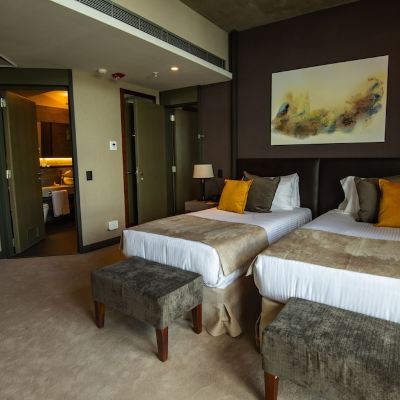 Junior Suite with Two Single Beds