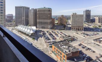 Frontdesk 1431 Washington Blvd Apts Downtown Detroit - Housity