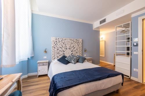 带阳台的三人房