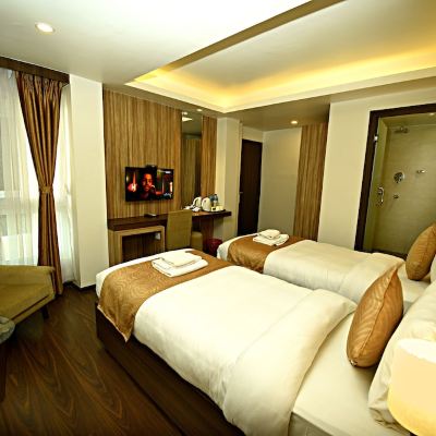 deluxe double or twin room
