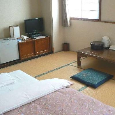 Japanese-Style Room