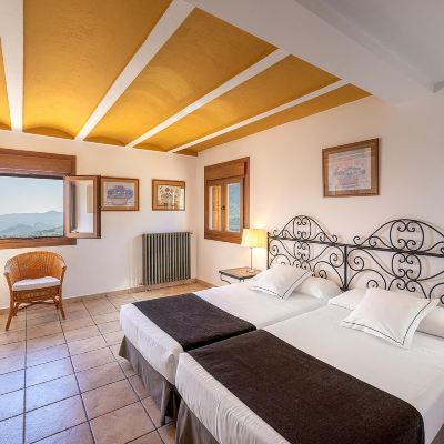 Double Room Hotel Alahuar Promo Code