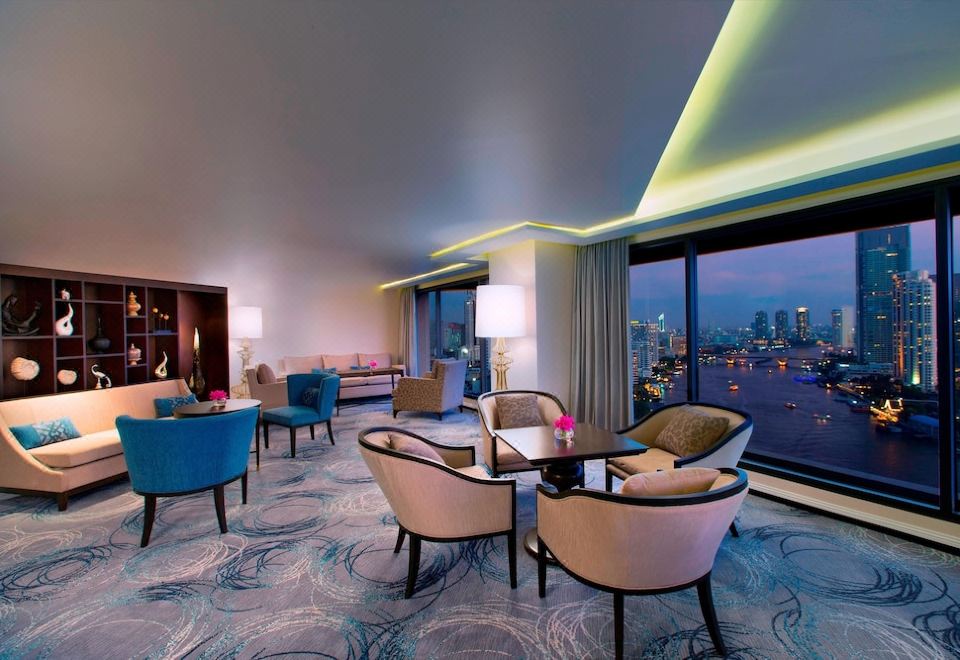Royal Orchid Sheraton Hotel & TowersExecutive Suite with riverview