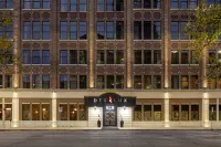 Des Lux Hotel