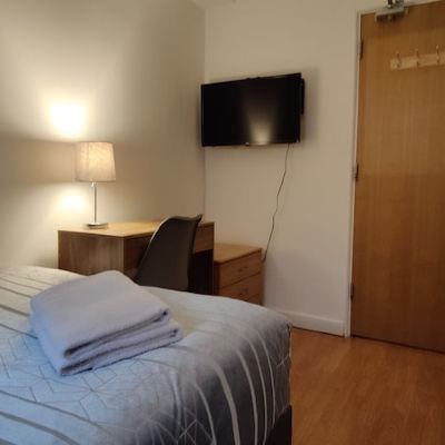 Economy Double Room, Shared Bathroom (the Central Economy Room)
