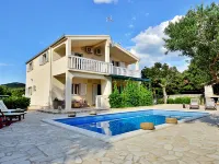 Neka Hotels in Vinišće