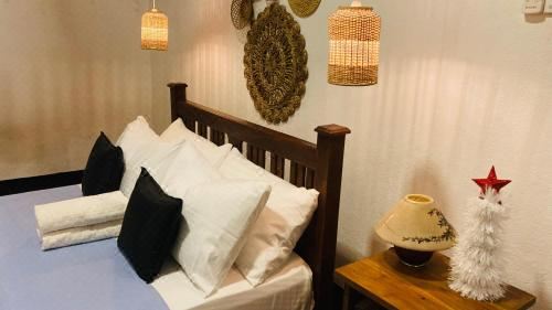 带湖景的双人间