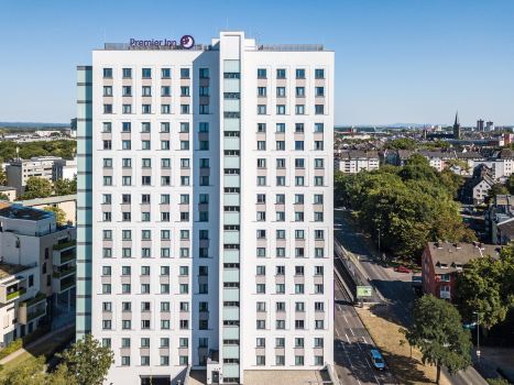 Premier Inn Köln City Süd Hotel