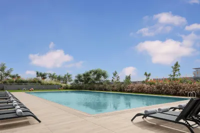 Courtyard By Marriott Dakar Diamniadio Hotels in 