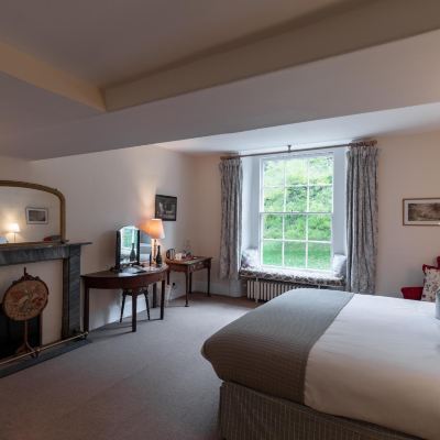 Family Room Spread Eagle Inn Promo Code