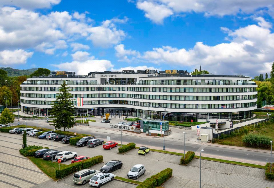 Grand Hotel Esztergom