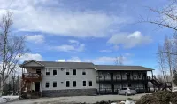 Alaska Lake + Lodge at Longmere Hotel a 