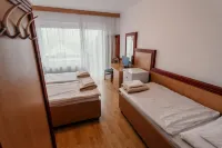 Tisza Sport Hotel Hotel a 