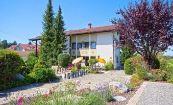 Hotel Allgäu Garni - Housity