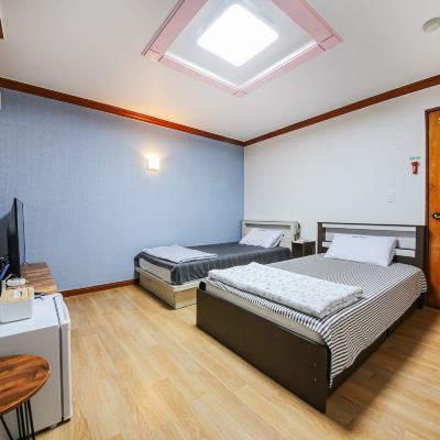 트윈룸 (본관) Haenam Ttangkkeut Beach 쿠폰