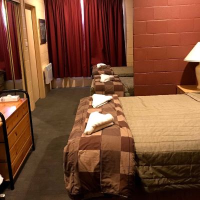 Family Room Cottonwood Lodge Promo Code