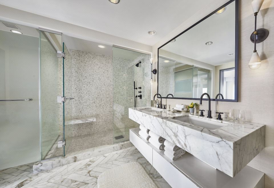 Loews Regency New York HotelBespoke 1-Bedroom Suite