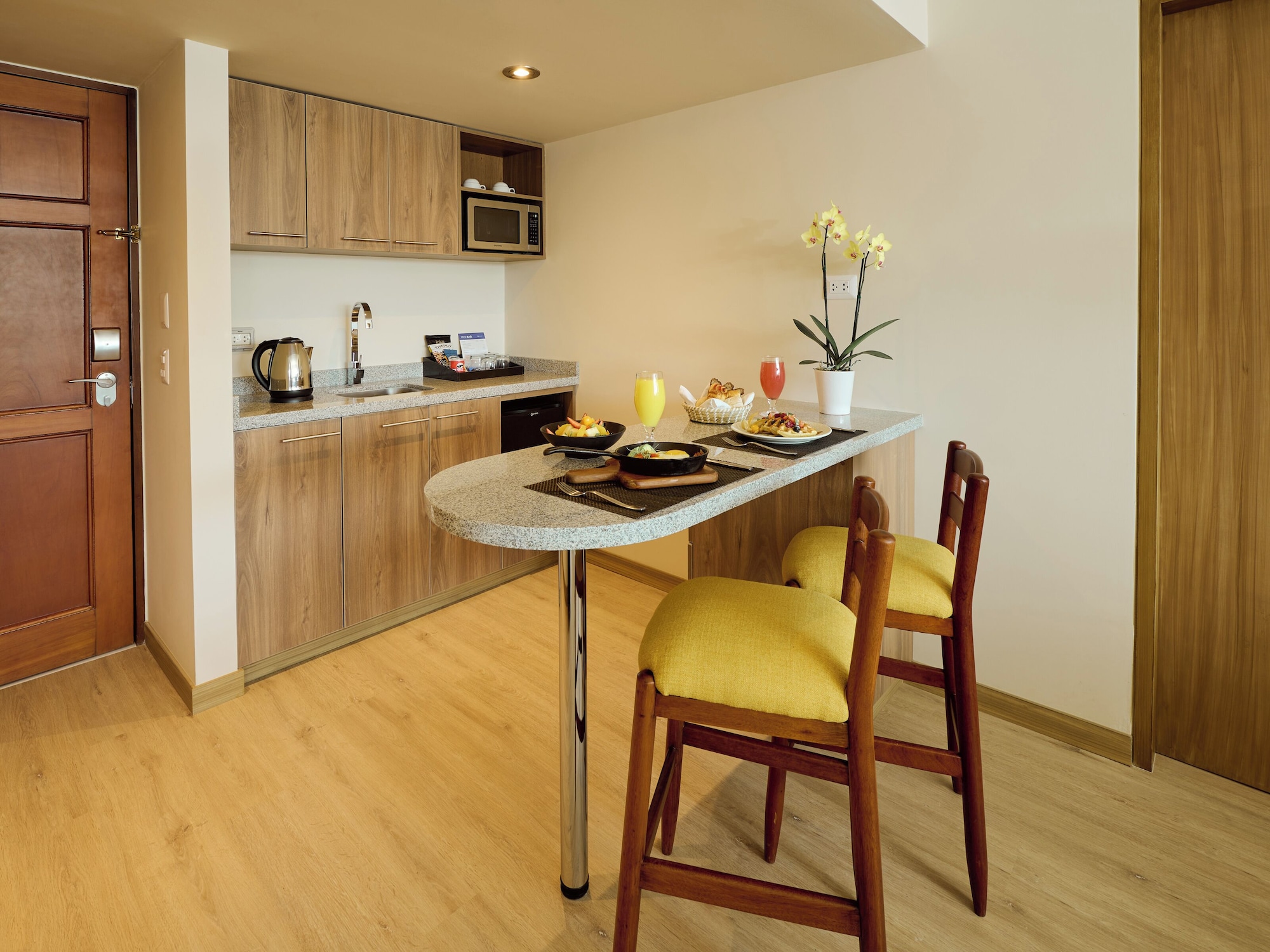 标准特大床公寓