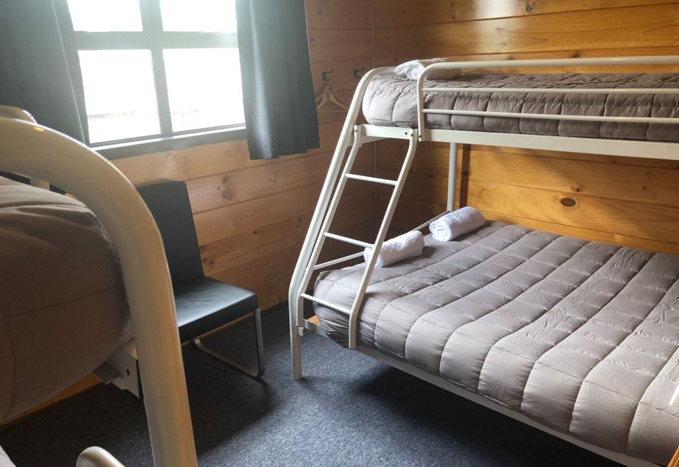 Greymouth Seaside Top 10 Holiday ParkTwo-Bedroom Cottage